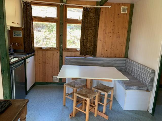 La Colline Aux Chalets, Jaccuzi, Sauna Saint-Chamarand エクステリア 写真